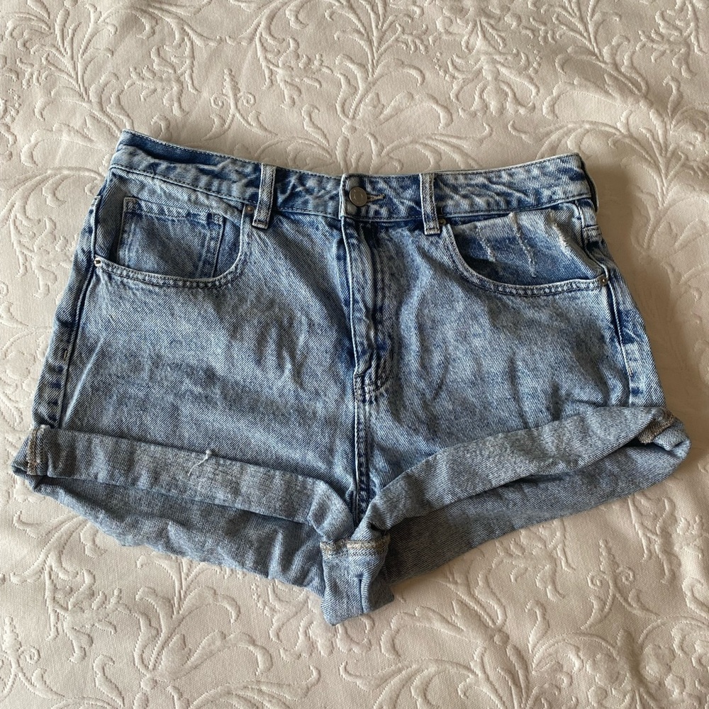 lightwash pacsun jean shorts
